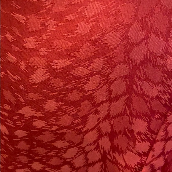 IRO Padded Shoulder Top Sleeveless Satiny Tank - Picture 4 of 7